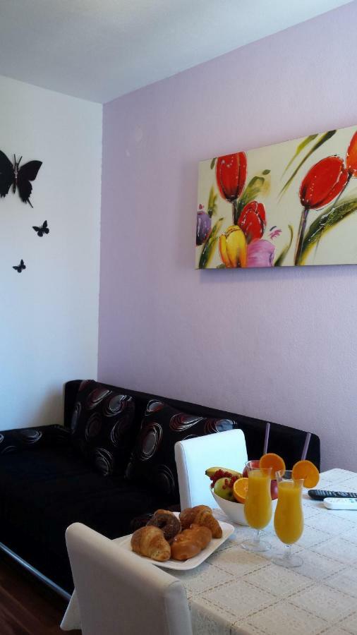 Apartments Lavanda Biograd Na Moru Luaran gambar