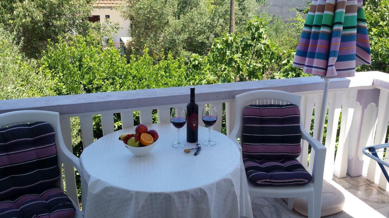 Apartments Lavanda Biograd Na Moru Luaran gambar