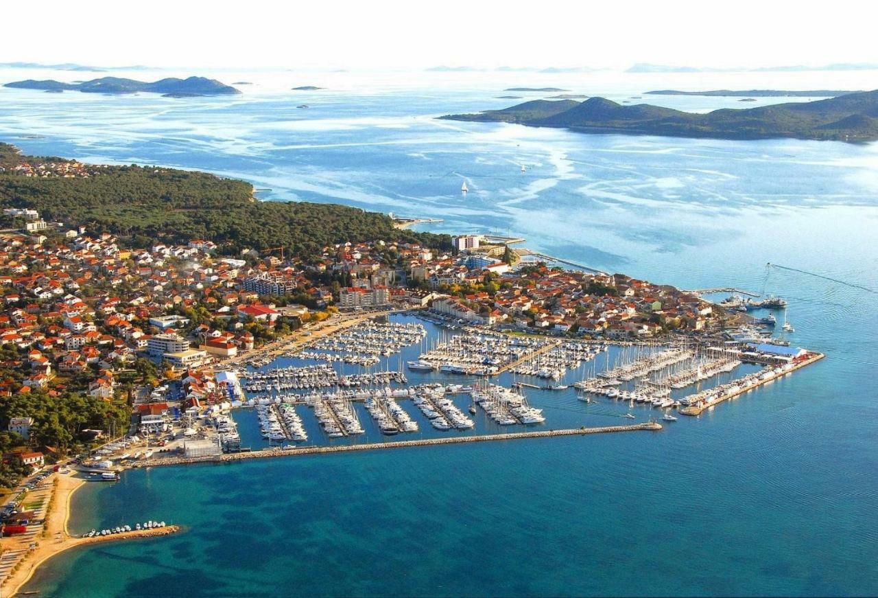 Apartments Lavanda Biograd Na Moru Luaran gambar