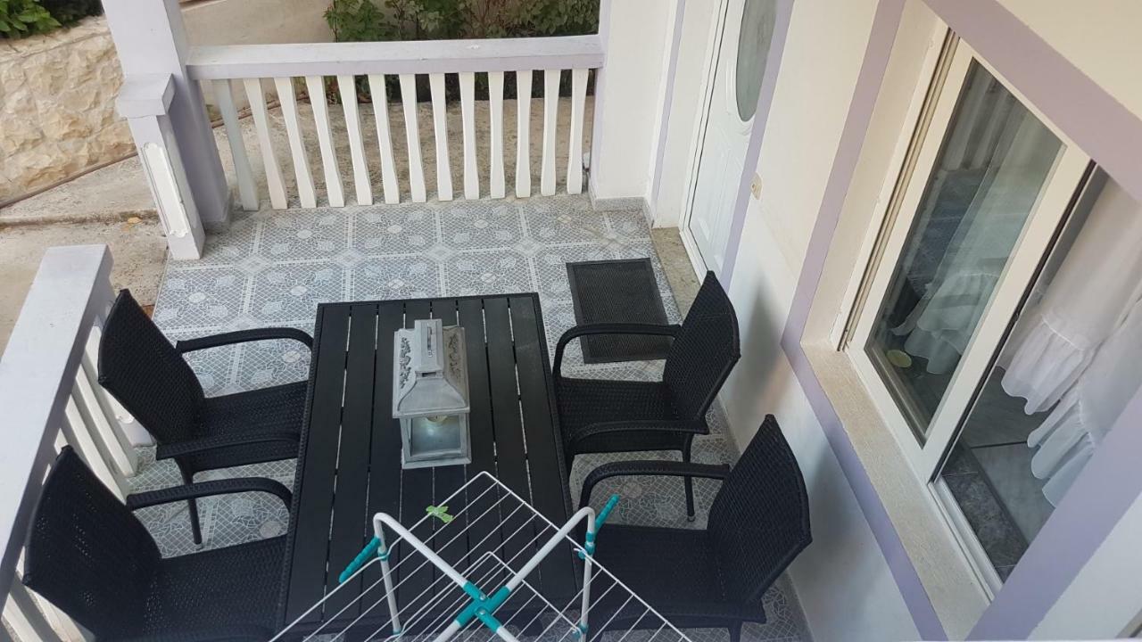 Apartments Lavanda Biograd Na Moru Luaran gambar